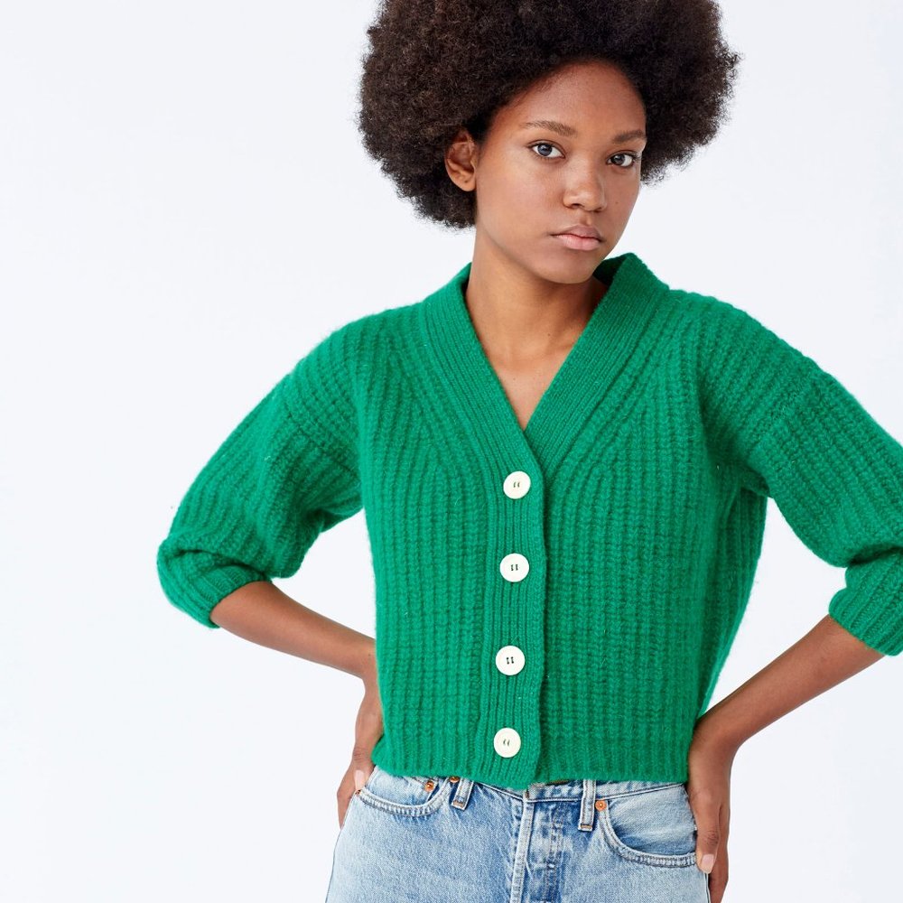 ISO: babaa cardigan woman no19 mini emerald